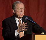 T. Boone Pickens speaking at the fourth annual Texas Transportation Forum