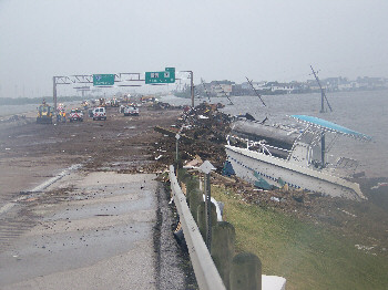 Yoakum and Houston District forces arrived on IH 45 for combined cleanup of main lanes. (Photo by Bryan Ellis, Texas Department of Transportation 5:00 p.m. CDT, September 13,2008.)